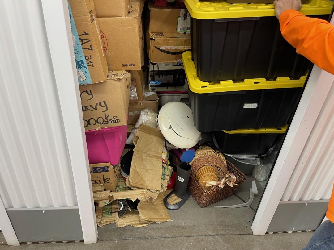 Storage Unit Auction in Utica, NY at UHaul Moving & Storage Of West Utica ends on 22nd February